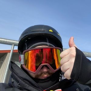 Meet your Posher, Chris